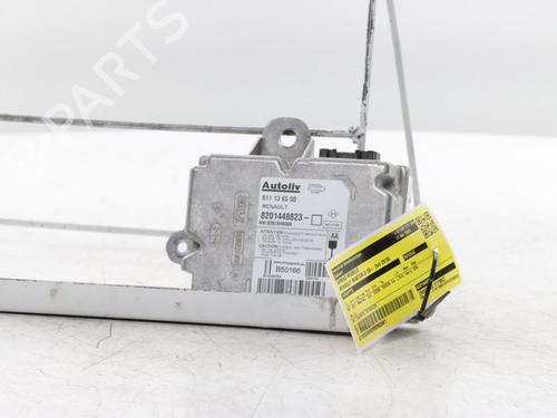Calculateur Airbags RENAULT MASTER III Van (FV) 2.3 dCi 165 FWD (FV0P, FV0U, FV11, FV12, FV1E) (163 hp) 31960075