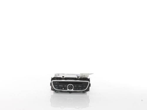 Used Radio Radio RENAULT TWINGO II (CN0_) 1.2 16V (CN04, CN0B) (75 hp) 26279794 26279794