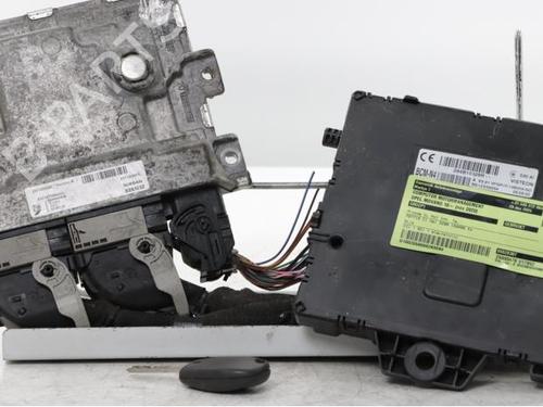 engine-control-unit-ecu-opel-movano-b-van-x62-2010-31960222 main image