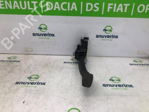 Used Pedal IVECO DAILY VI Van 35S17, 35C17, 40C17, 50C17, 55C17, 60C17, 65C17, 70C17 (170 hp) 18413886