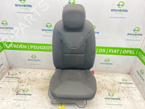 Used Right front seat Right front seat 17191210 17191210