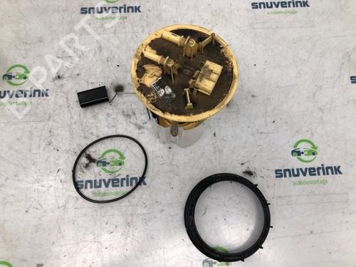 Used Fuel pump RENAULT TRAFIC III Van (FG_) 2.0 dCi 120 (FGMN) (120 hp) 19489932