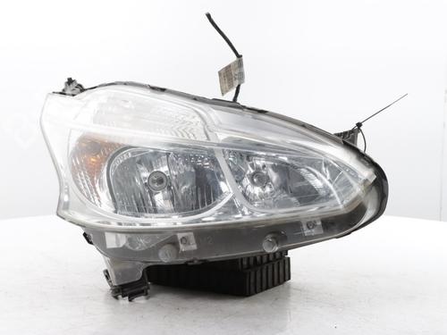 Used Right headlight PEUGEOT 208 I (CA_, CC_) 1.0 VTi (68 hp) 31960558