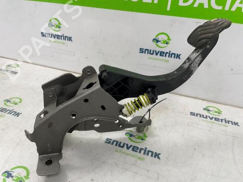 Clutch pedal RENAULT SCÉNIC IV (J9_) 1.3 TCe 115 (J9N9) | BP26238534I13 