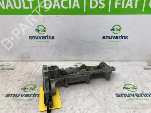 Used Valve cover RENAULT KADJAR (HA_, HL_) 1.3 TCe 140 (HLNB, HLN1) (140 hp) 26488717