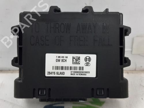 Used Electronic module RENAULT CAPTUR II (HF_) TCe 130 (HFMF) (131 hp) 21194782