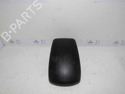 Used Armrest / Center console Armrest / Center console 24163472 24163472