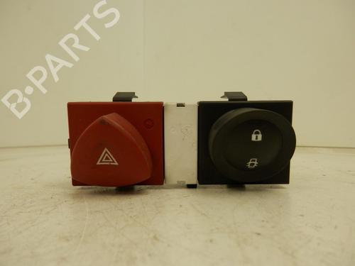 Used Warning switch RENAULT MEGANE II (BM0/1_, CM0/1_) 1.5 dCi (BM02, BM13, BM2A, CM02, CM13) (101 hp) 21109798