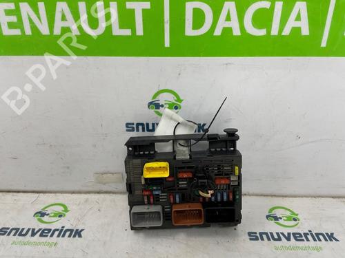 Used Fuse box PEUGEOT 308 I (4A_, 4C_) 1.4 16V (95 hp) 26488830