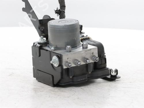 Used ABS pump ABS pump RENAULT CAPTUR II (HF_) E-TECH 145 (HFMU) (143 hp) 33845963 33845963