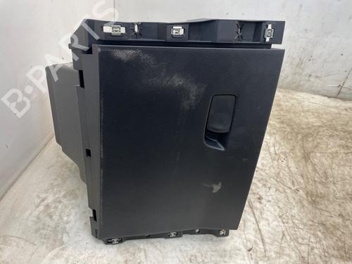 Handskerum RENAULT CLIO V (B7_) 1.0 TCe 90 (B7MT) (91 hp) 31050142