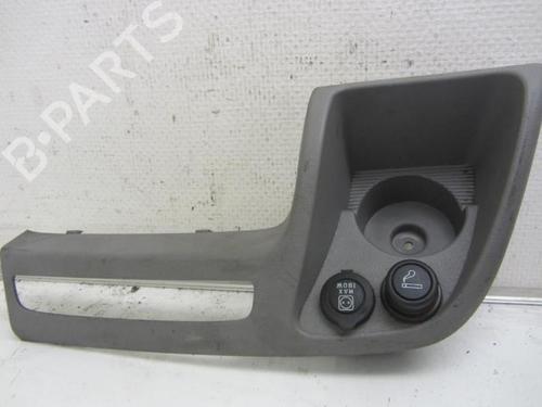 Used Cup/Object holder Cup/Object holder CITROËN JUMPER II Bus 2.2 HDi 120 (120 hp) 40561541 40561541