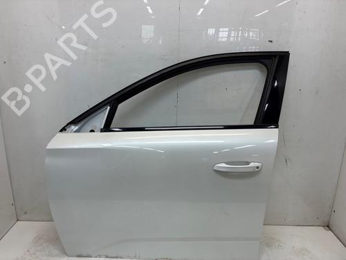 Used Left front door PEUGEOT 308 III (FB_, FH_, FP_, F3_, FM_) BlueHDi 130 (FBYHZL, FBYHZT) (131 hp) 29241513