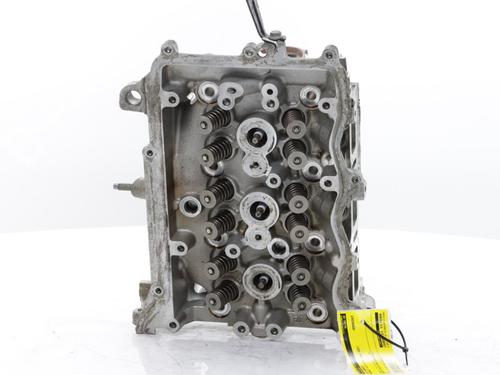 Used Cylinder head Cylinder head 38618568 38618568