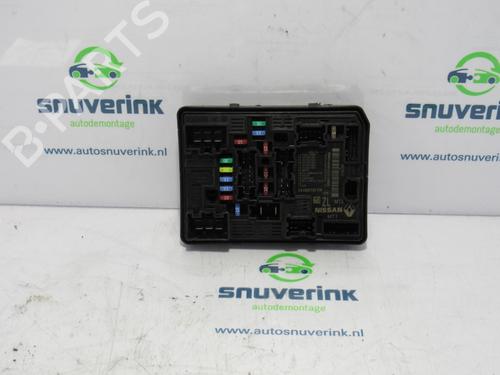 Used Fuse box RENAULT ZOE Hatchback Van (BFM_) Electric (BFMF) (109 hp) 10803393