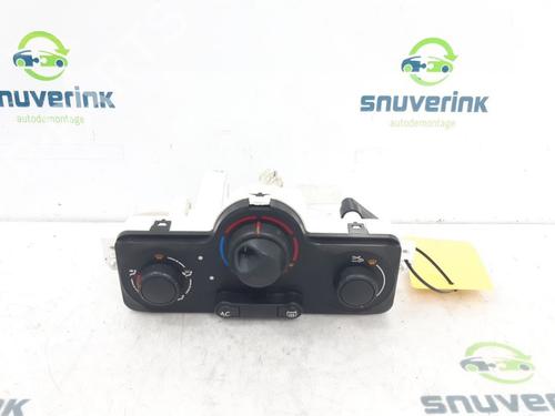 AC Styreenhet / Manøvreringsenhet RENAULT CLIO III Grandtour (KR0/1_) 1.5 dCi (KR0G) (68 hp) 17763860