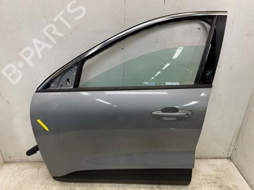Used Left front door Left front door 39211539 39211539
