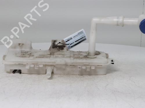 Used Windscreen washer tank Windscreen washer tank 38234866 38234866
