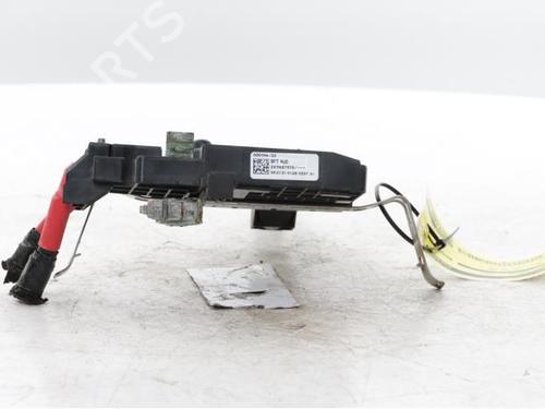 Used Fuse box Fuse box RENAULT EXPRESS Box Body/MPV 1.5 Blue dCi 95 (F6AB) (95 hp) 37072179 37072179