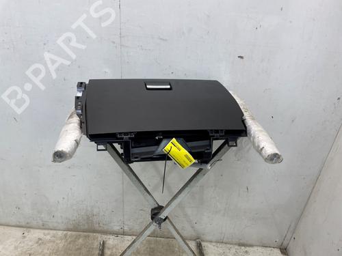 Used Glove box Glove box 38110391 38110391