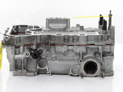 Used Cylinder head Cylinder head 38234962 38234962