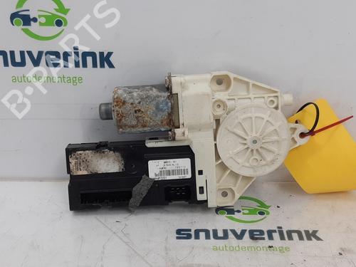 Used Electronic module RENAULT LAGUNA III Grandtour (KT0/1) 2.0 dCi (KT07, KT0J, KT14, KT1A, KT1S) (131 hp) 13194089