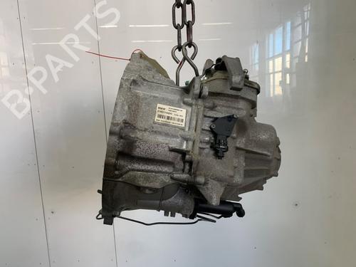 gearbox-bmw-1-f40-2019-33845704 main image