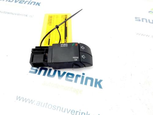 Used Steering wheel controls RENAULT CLIO IV (BH_) 1.5 dCi 90 (90 hp) 13324701