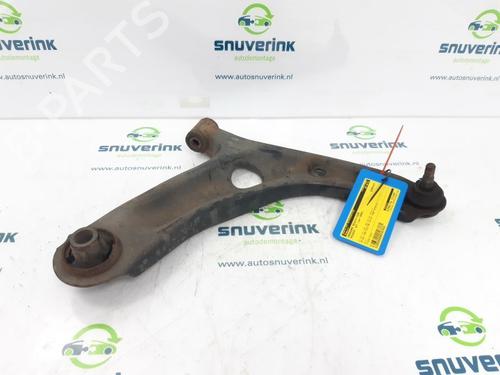 Used Right front suspension arm PEUGEOT 107 (PM_, PN_) 1.0 (68 hp) 24418187