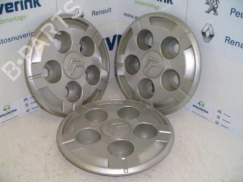 Used Hub cap CITROËN JUMPER II Van 2.2 HDi 120 (120 hp) 18050348