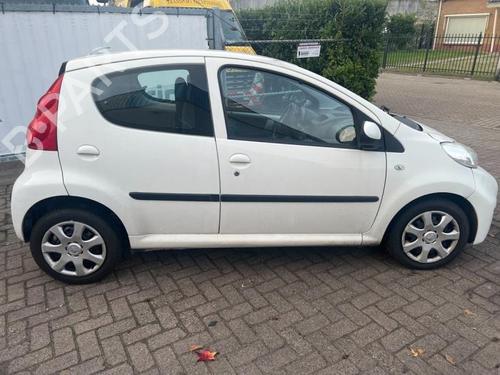 Front right panel PEUGEOT 107 (PM_, PN_) 1.0 | BP40575007C59 - Image 9