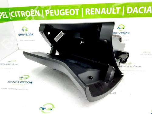 Used Glove box Glove box 10805204 10805204