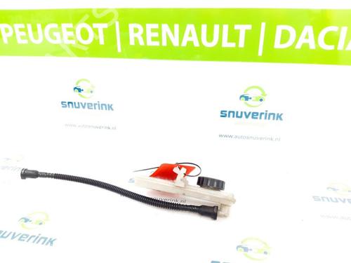 Used Brake fluid reservoir Brake fluid reservoir CITROËN C4 Grand Picasso II (DA_, DE_) 1.6 HDi / BlueHDi 115 (115 hp) 30758561 30758561