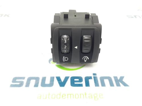 Used Switch RENAULT TWINGO II (CN0_) 1.2 16V (CN0K, CN0V, CN0A) (76 hp) 12141585