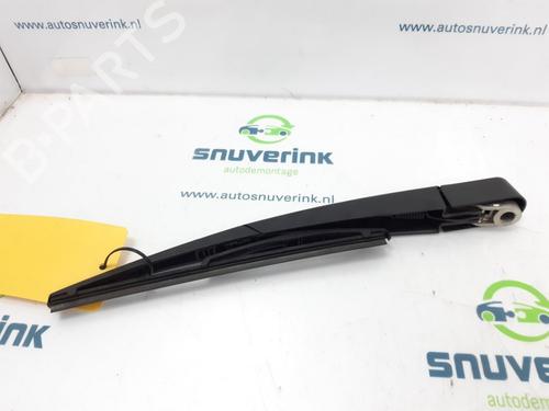 Used Rear windshield wiper arm RENAULT KADJAR (HA_, HL_) 1.3 TCe 140 (HLNB, HLN1) (140 hp) 18132072