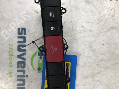 Used Warning switch PEUGEOT BOXER Van 2.2 HDi 110 (110 hp) 19258414