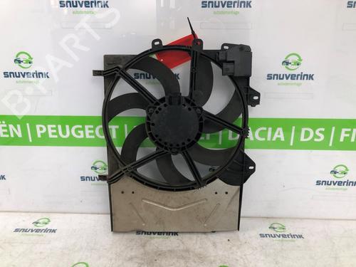 Used Radiator fan Radiator fan 21194582 21194582