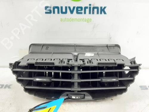 Used Air vent PEUGEOT 208 I (CA_, CC_) 1.0 VTi (68 hp) 13194857