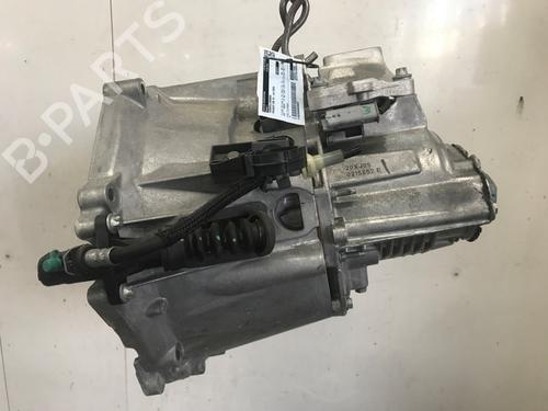 Used Gearbox Gearbox PEUGEOT 208 II (UB_, UP_, UW_, UJ_) 1.2 PureTech 100 (101 hp) 34565132 34565132