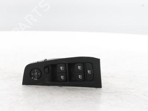 switch-bmw-1-f40-2019-34423874 main image