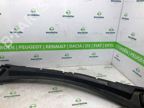 Used Scuttle panel PEUGEOT 3008 II SUV (MC_, MR_, MJ_, M4_) 1.2 THP/ PureTech 130 (MRHNSM, MRHNSU, MRHNSJ, MRHNYW,... (131 hp) 21193357