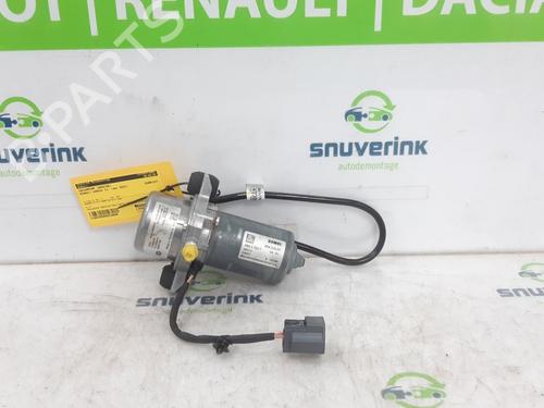 Used Vacuum pump RENAULT KANGOO III Box Body/MPV E-Tech Electric (FJJA) (122 hp) 24159863