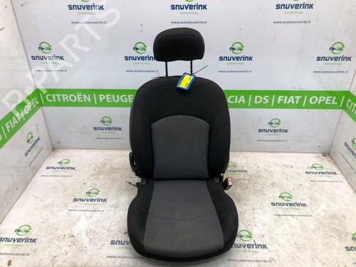 Used Right front seat Right front seat 16490947 16490947