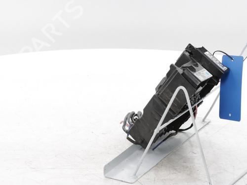 Fuse box PEUGEOT 3008 II SUV (MC_, MR_, MJ_, M4_) Hybrid | BP30186499E1 