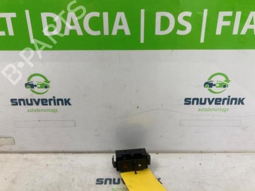 Used Warning switch Warning switch RENAULT TRAFIC III Van (FG_) 1.6 dCi 125 (FGMH) (125 hp) 40582947 40582947