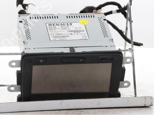 Used Radio Radio RENAULT CAPTUR I (J5_, H5_) 0.9 TCe 90 (90 hp) 37461797 37461797