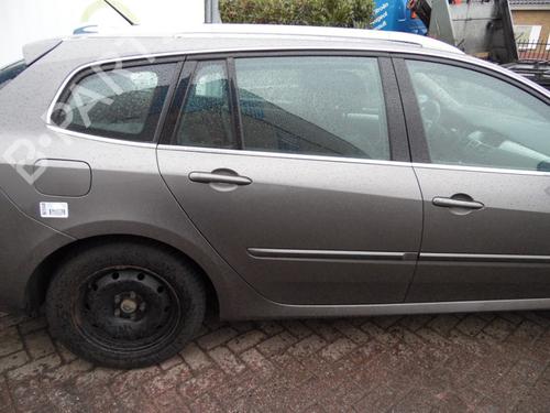 Used Right rear door RENAULT LAGUNA III Grandtour (KT0/1) 2.0 dCi (KT0M, KT0N, KT0S, KT19, KT1F) (173 hp) 10798479