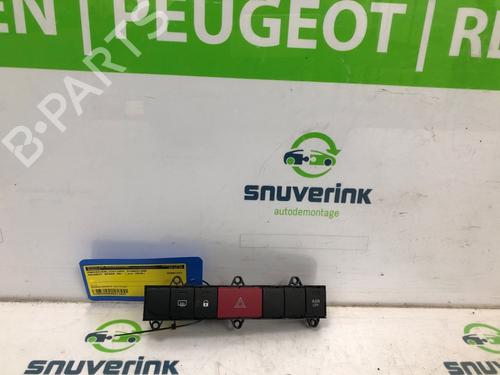 Used Warning switch PEUGEOT BOXER Van 2.2 HDi 130 (131 hp) 16422264
