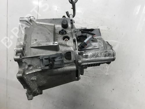 Gearbox PEUGEOT 208 II (UB_, UP_, UW_, UJ_) 1.2 PureTech 100 | BP30757315M3