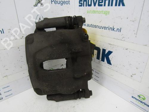Used Right front brake caliper RENAULT TRAFIC II Van (FL) 2.0 dCi 90 (FL0H) (90 hp) 11995293